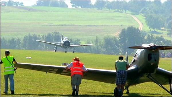 AvLeg3-2.jpg